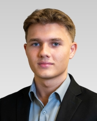 Dennis Adorjani